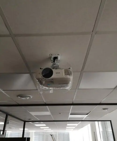 pose vidéoprojecteur